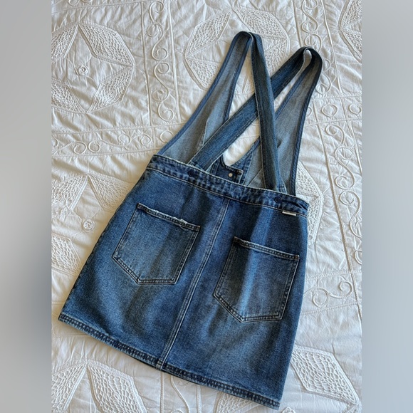 Large Billabong Warmin Up Denim Dress in Indigo - Picture 2 of 5